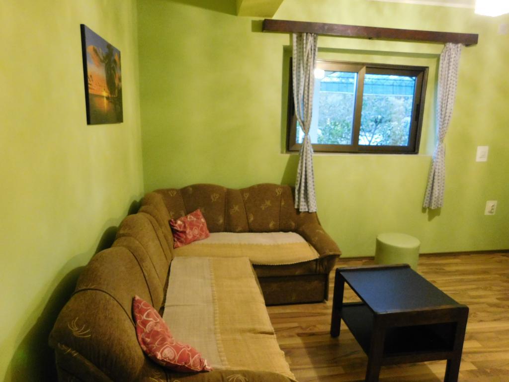Apartments Leo Janjina Dış mekan fotoğraf