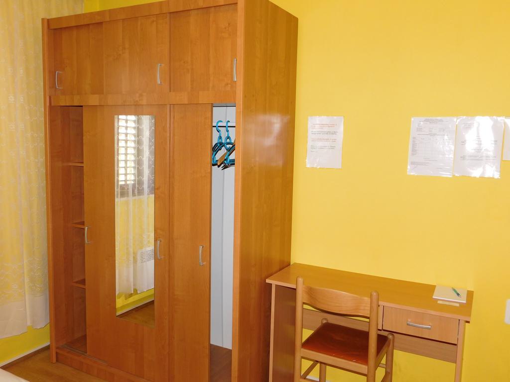 Apartments Leo Janjina Dış mekan fotoğraf