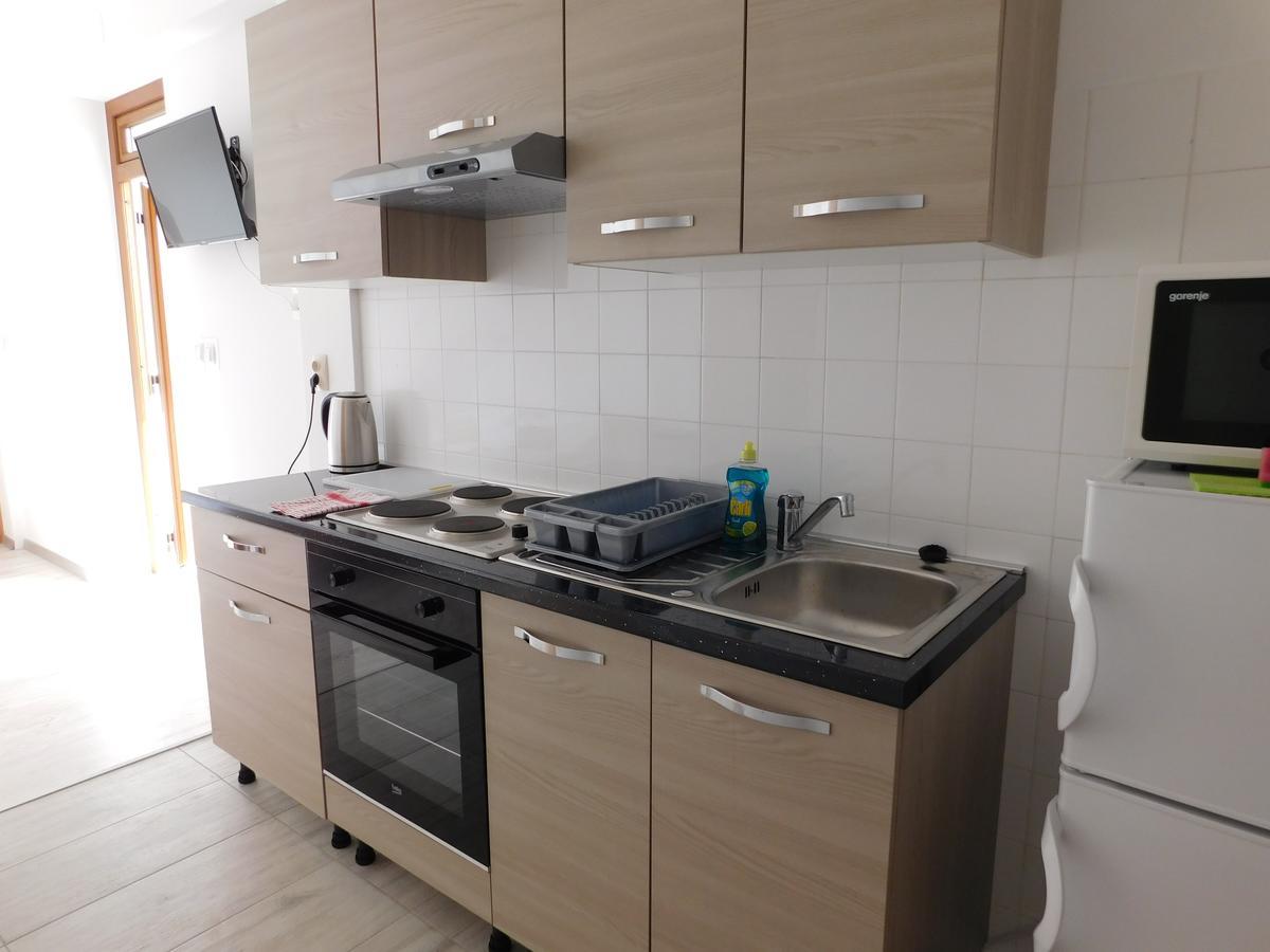 Apartments Leo Janjina Dış mekan fotoğraf