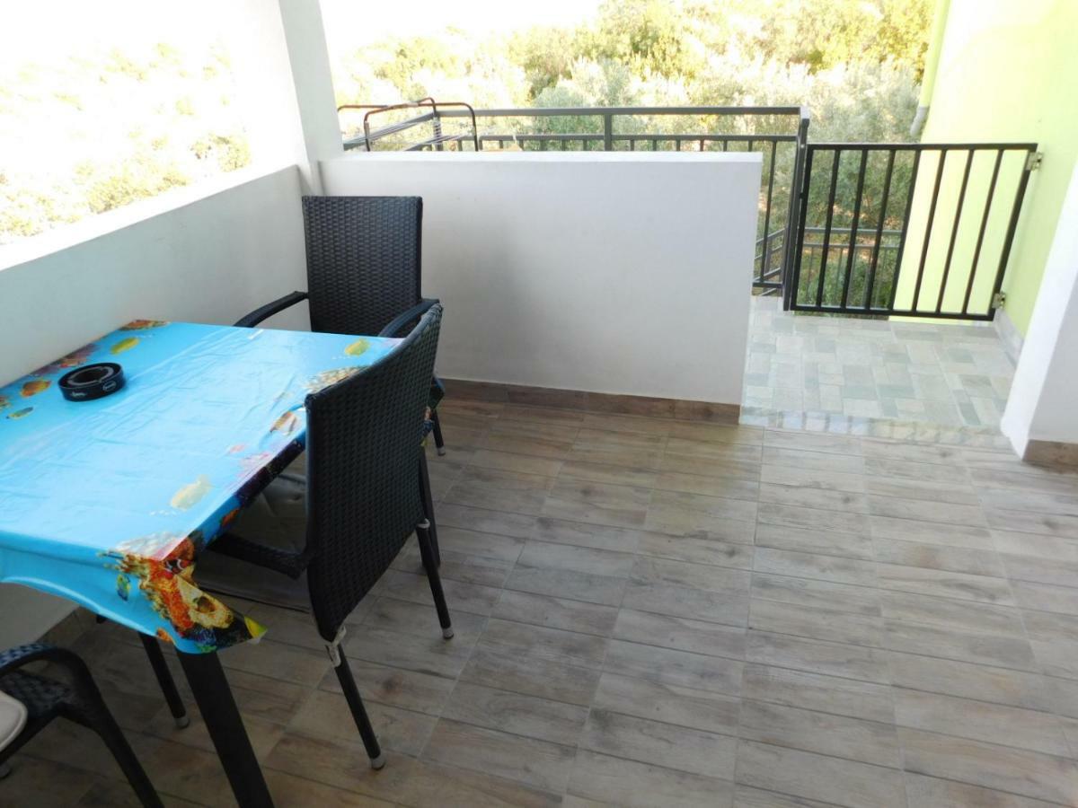 Apartments Leo Janjina Dış mekan fotoğraf