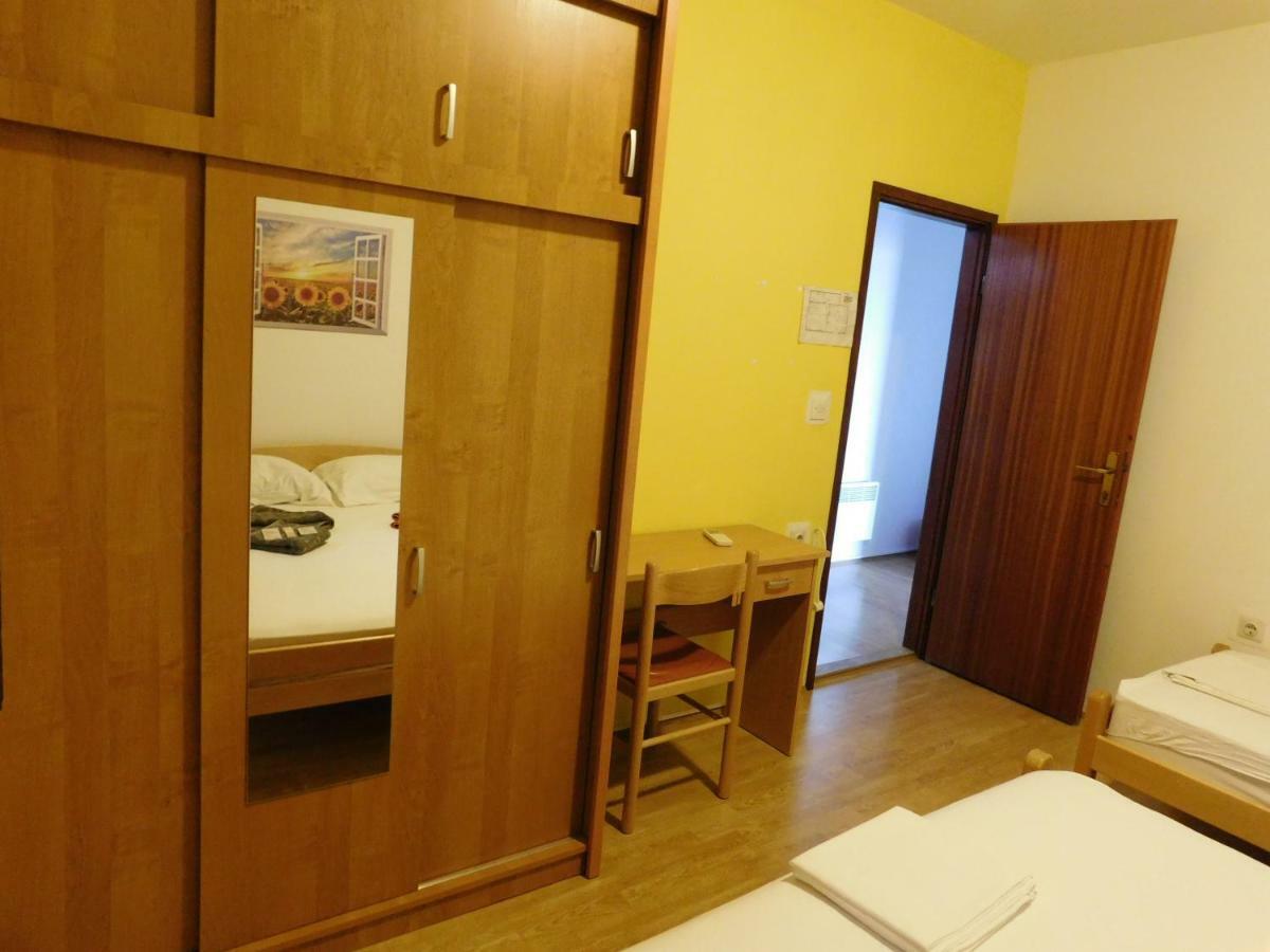 Apartments Leo Janjina Dış mekan fotoğraf