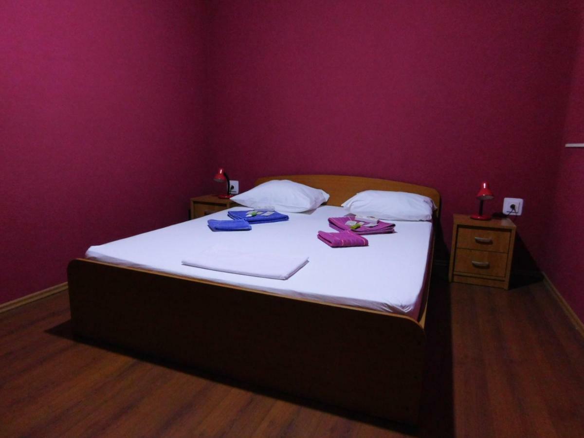 Apartments Leo Janjina Dış mekan fotoğraf