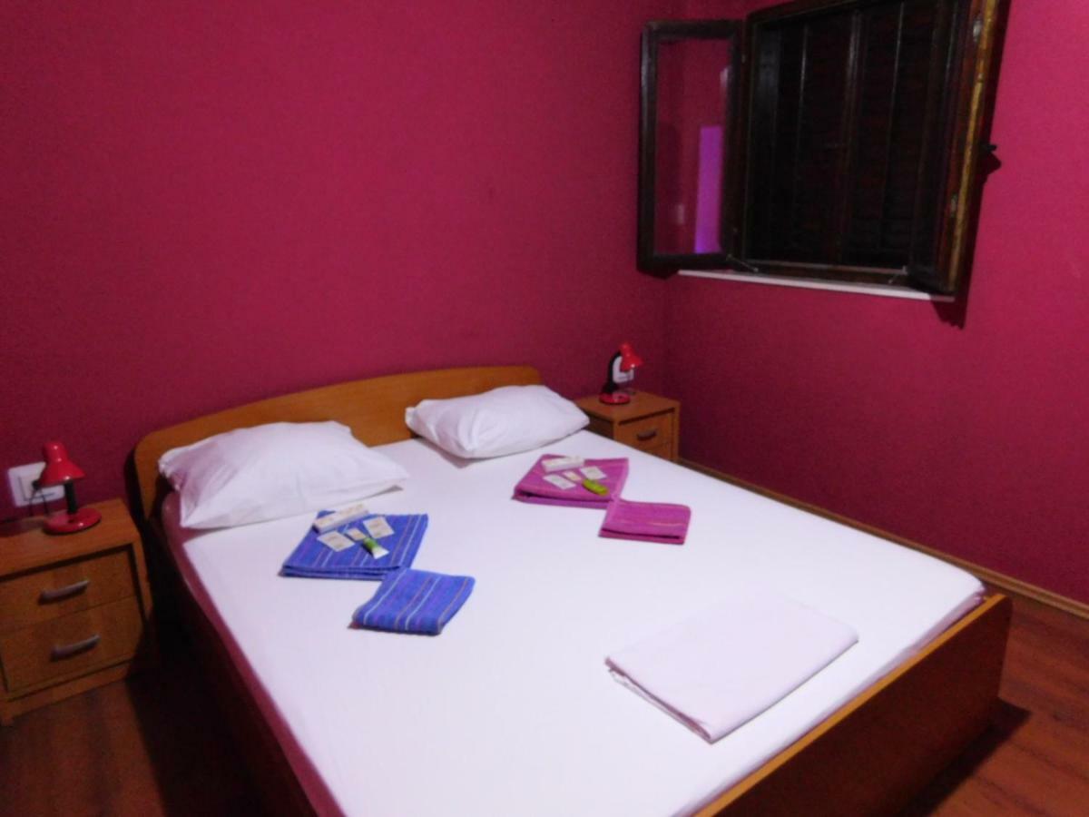Apartments Leo Janjina Dış mekan fotoğraf